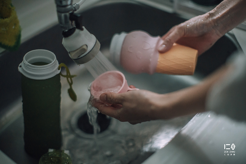 可高溫消毒，清潔衛生最安心 杯身柔軟且耐溫-40~200℃，