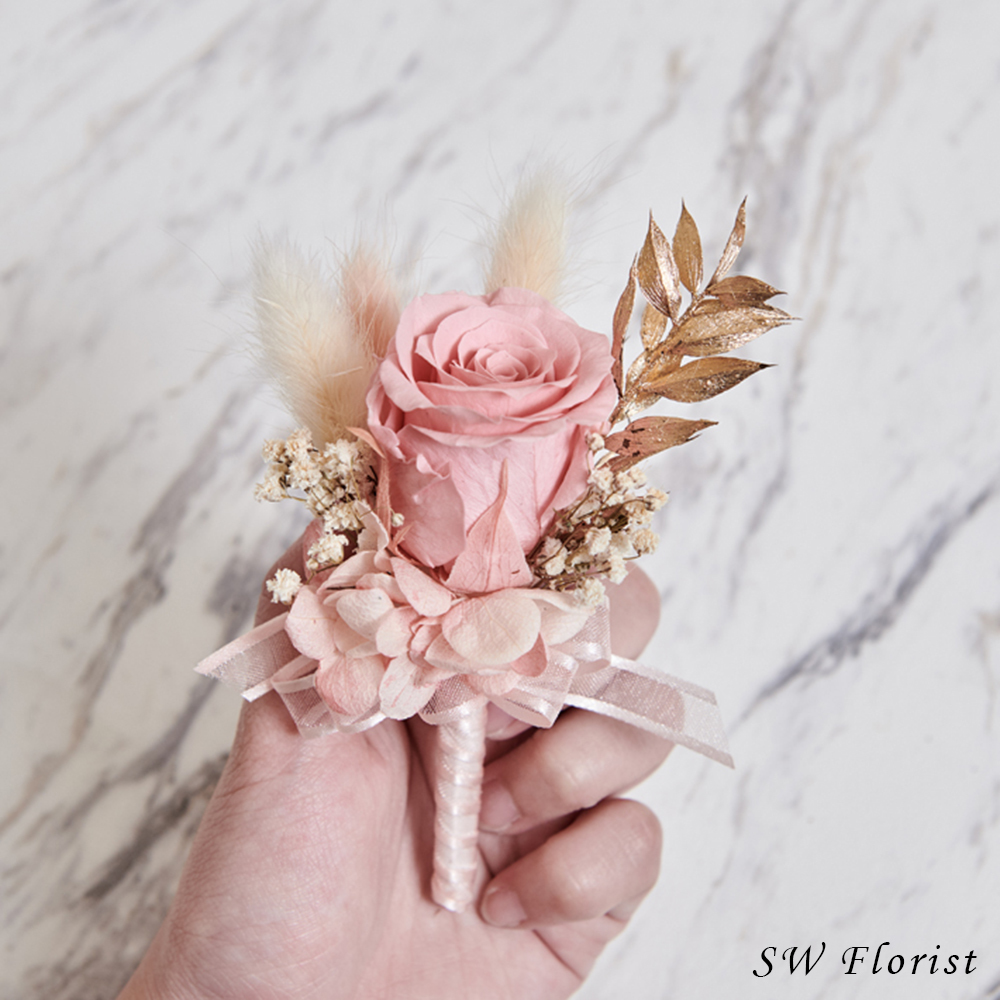 ｜不凋花胸花 乾燥花 嫩粉色 婚禮胸花｜主婚人胸花 婚禮周邊｜
