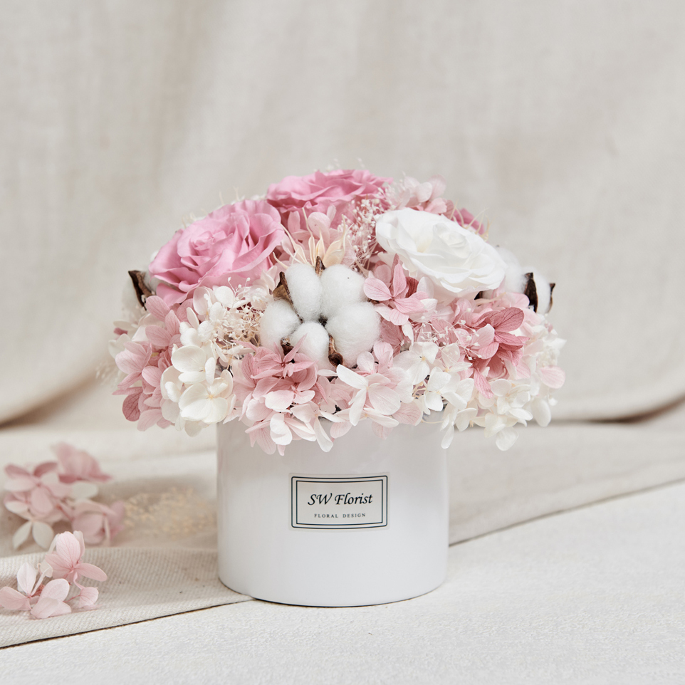 ｜經典款不凋花桌花 永生花 乾燥花 桌花設計 裸粉 圓形 大型桌花 白盆｜