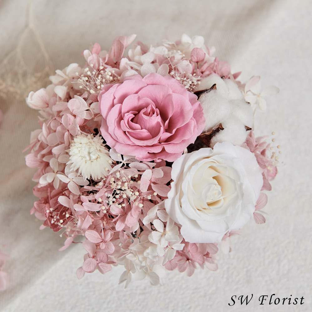 ｜經典款不凋花桌花 永生花 乾燥花 桌花設計 裸粉 圓形 中型桌花 黑盆｜