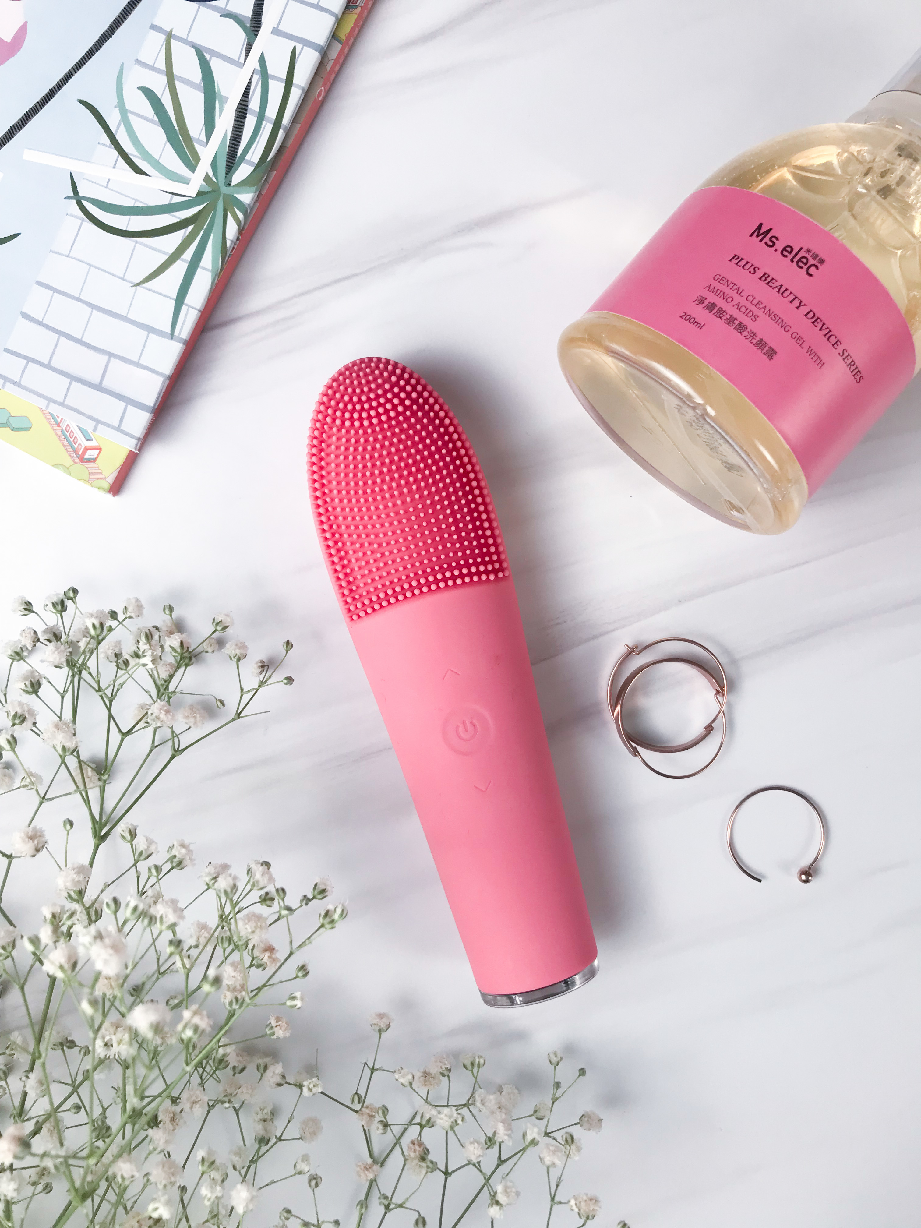 <img src="difference-between-sem-and-seo.png" alt="旅遊必備，雙效溫感音波洗臉機">