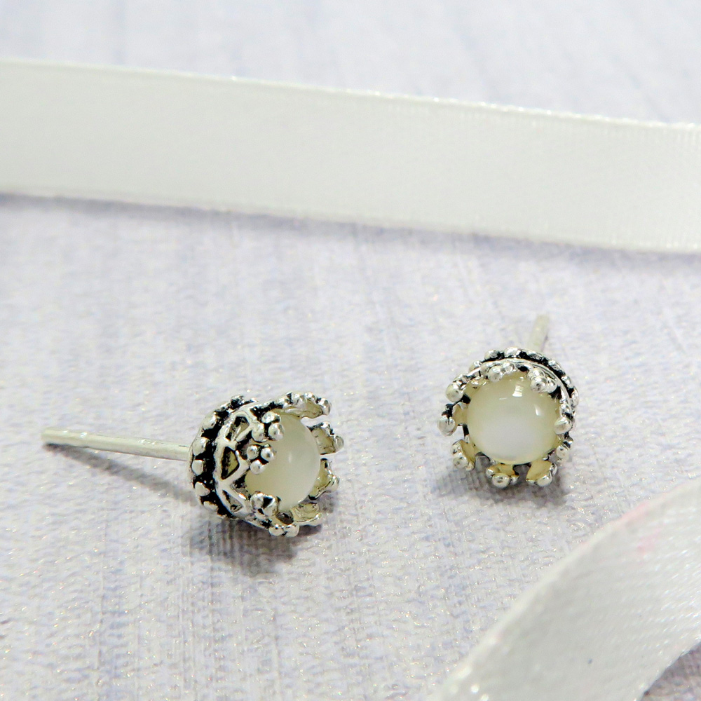 耳環 優雅翠冠-白  925純銀耳環