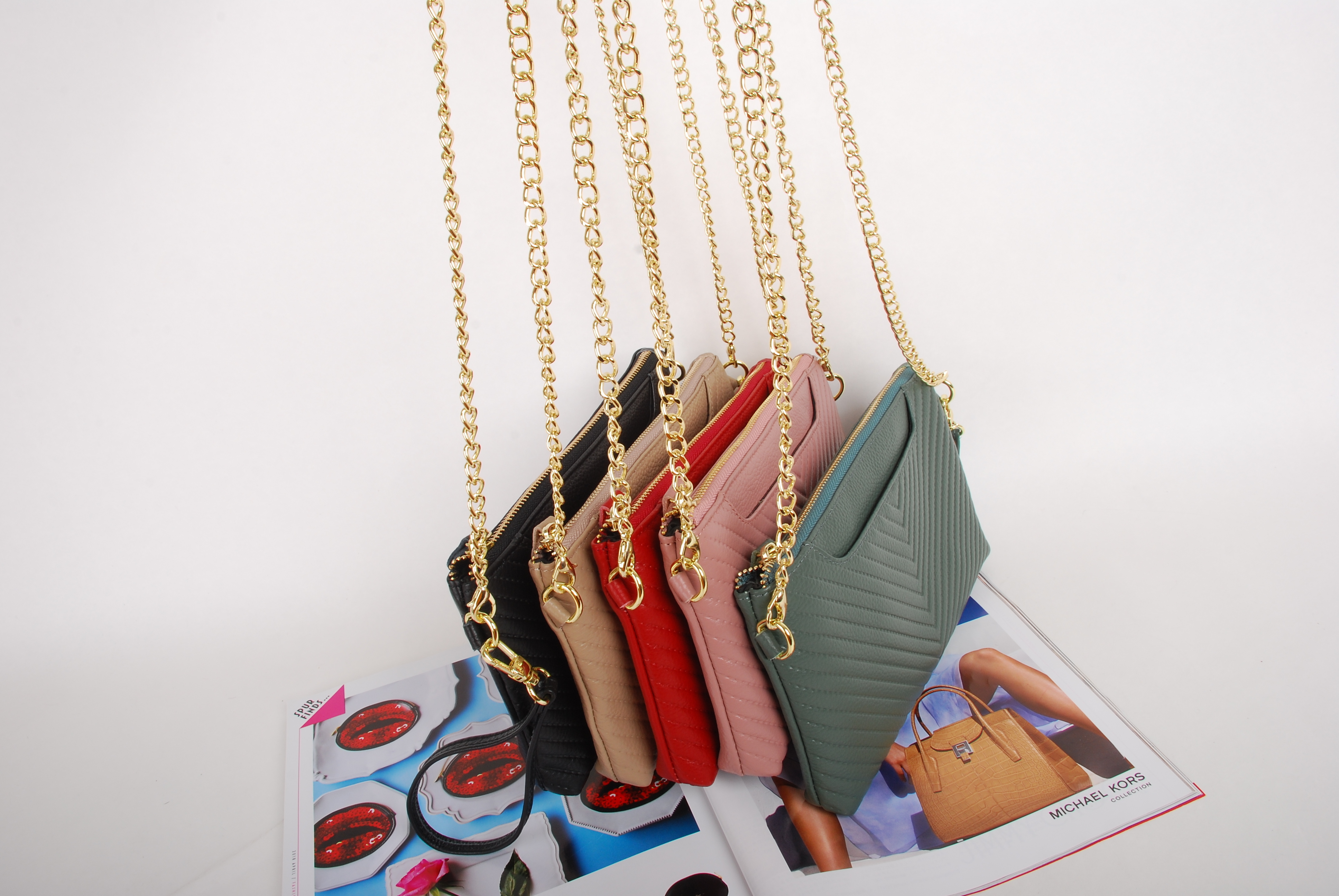 NO.9560 吉野櫻花感名媛V字紋扁包鍊帶包