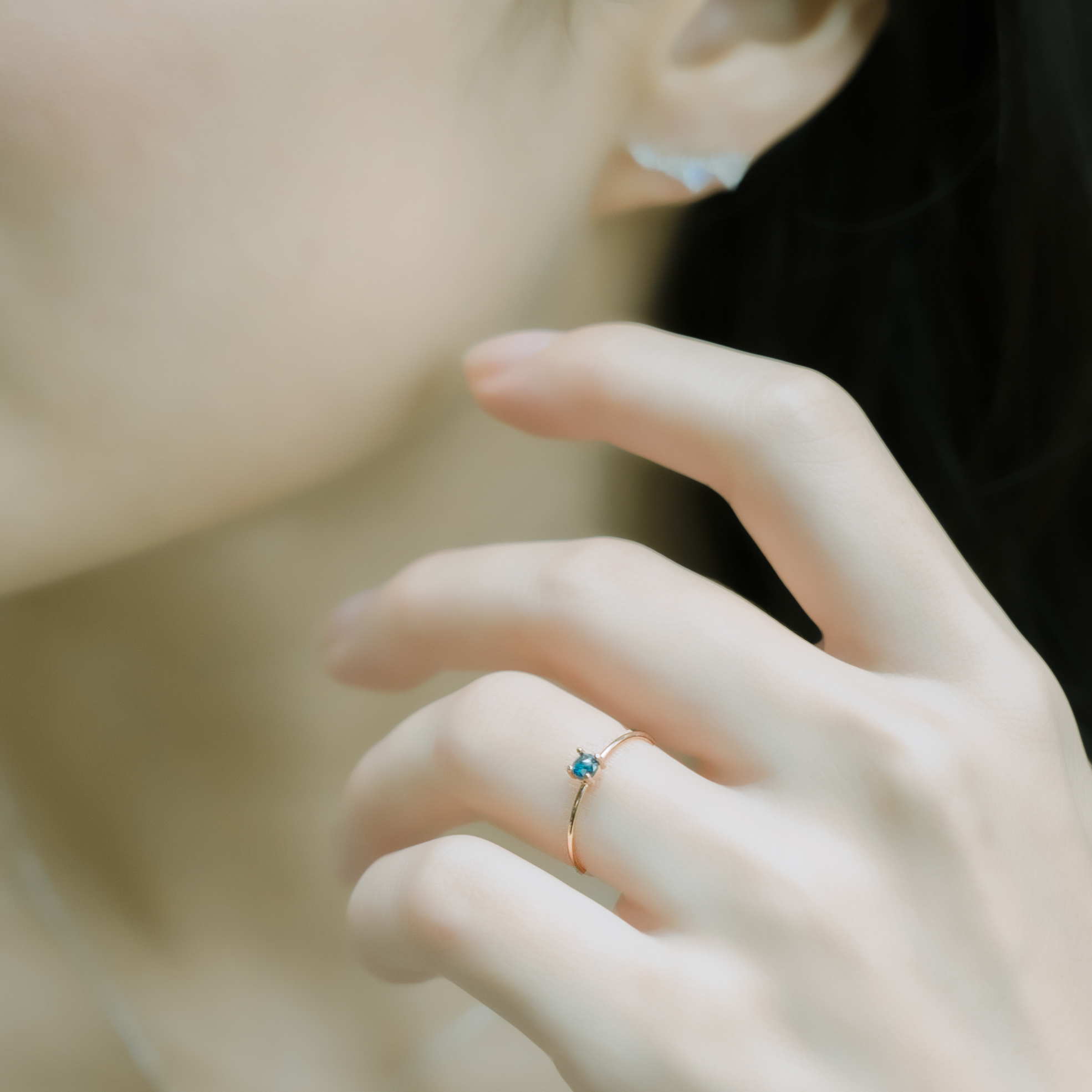 14k 光滑四爪3mm藍鑽原礦戒指