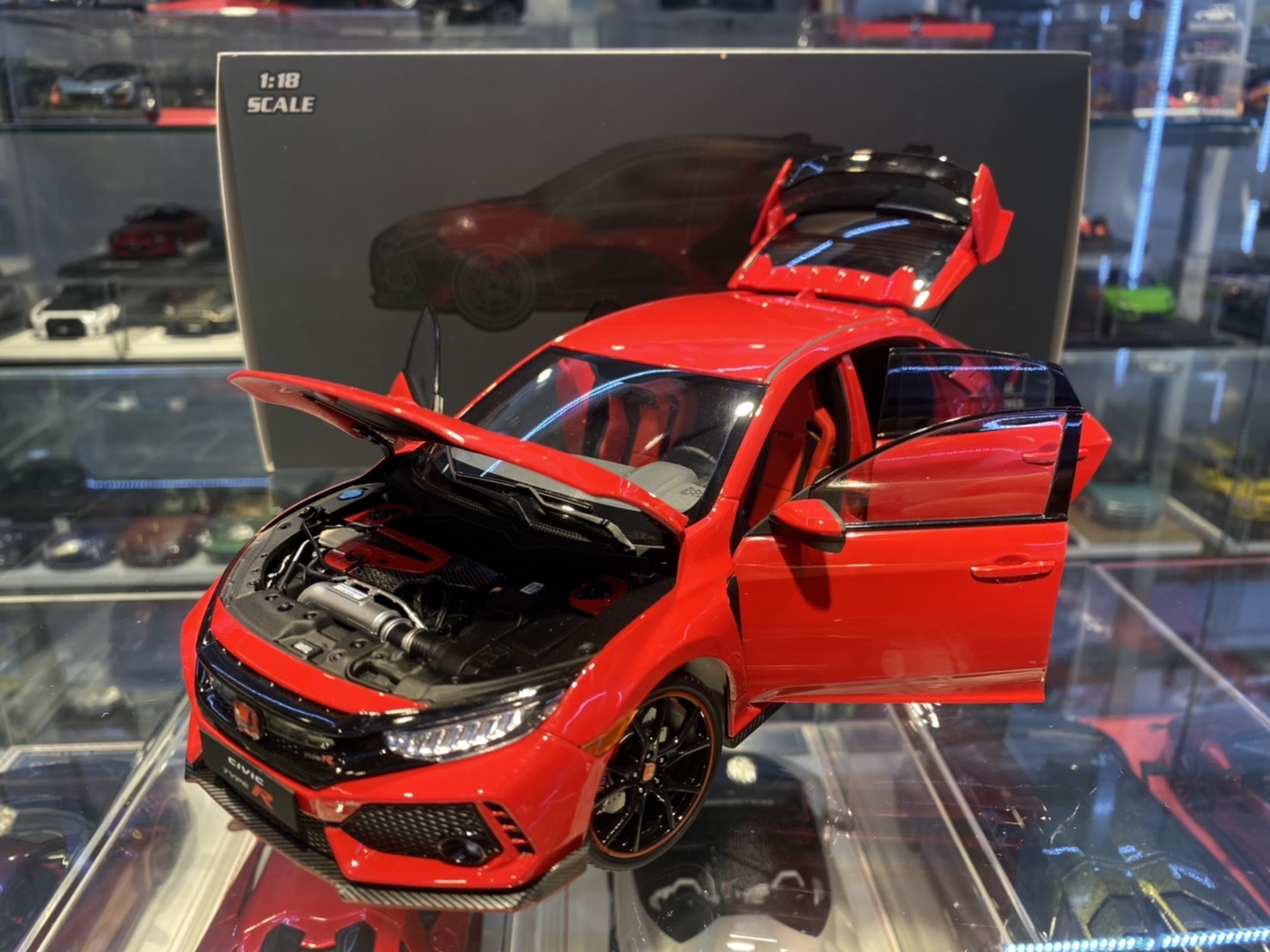 LCD Model LCD18005RE Honda Civic Type R FK8 Red 1/18