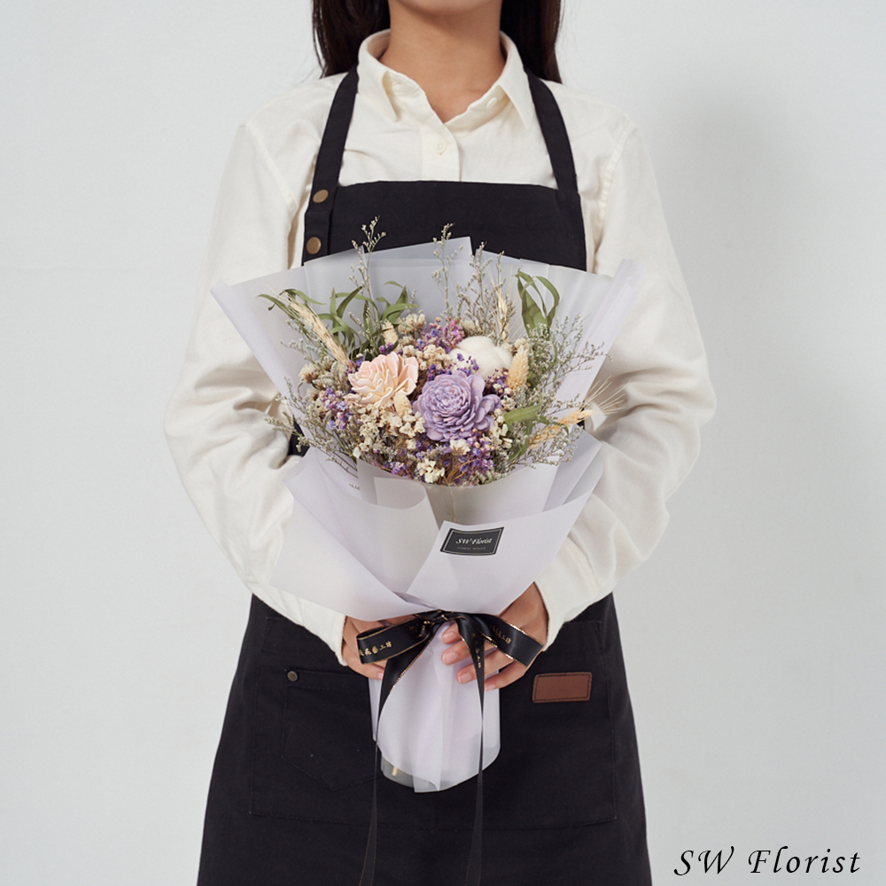 ｜乾燥花束 畢業花束 情人節禮物 歐式庭園 紫色氛圍 中型花束｜