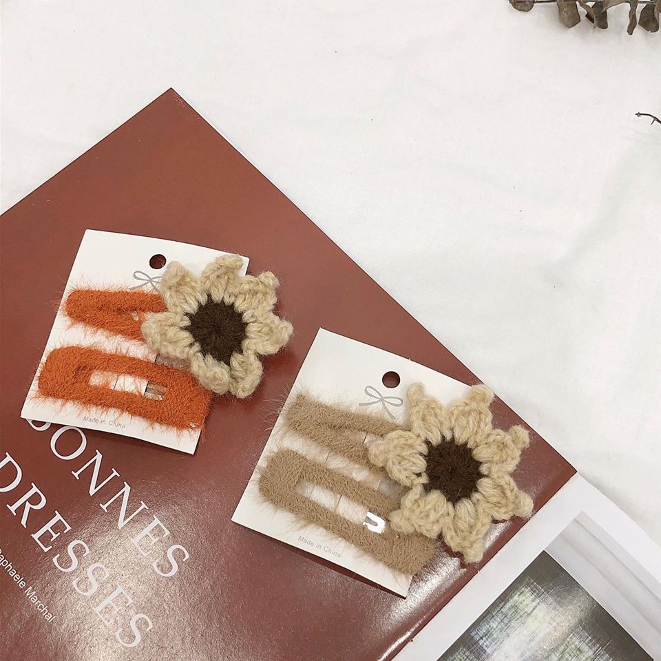 韓 - 針織花朵棉線毛髮夾