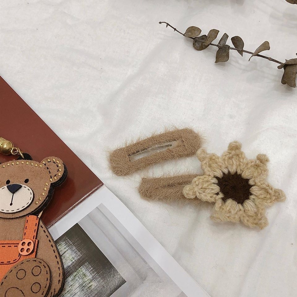 韓 - 針織花朵棉線毛髮夾