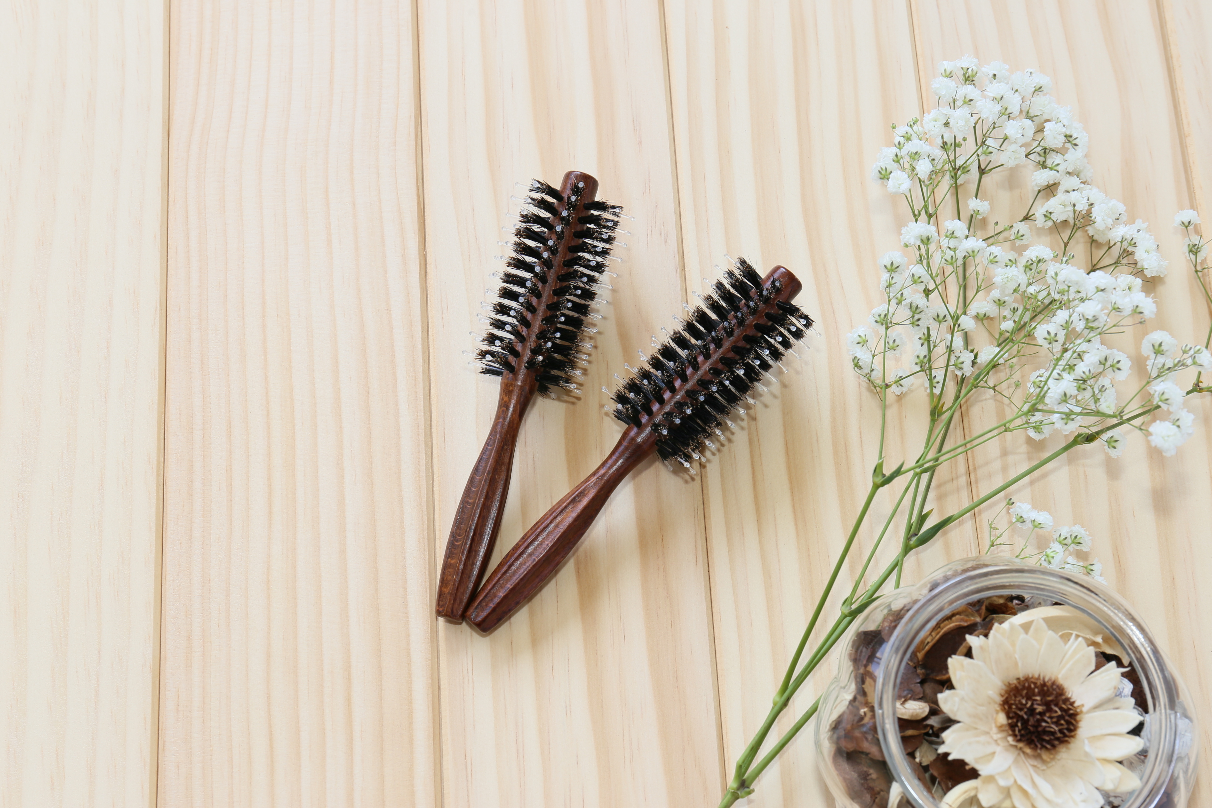 【小原木梳】迷你捲梳-小楊桃