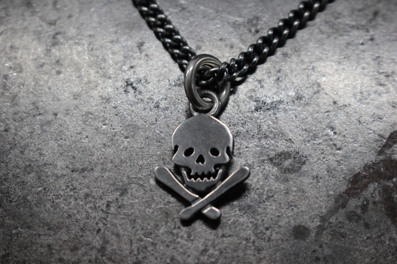 FCT-89 交叉骨符吊墜