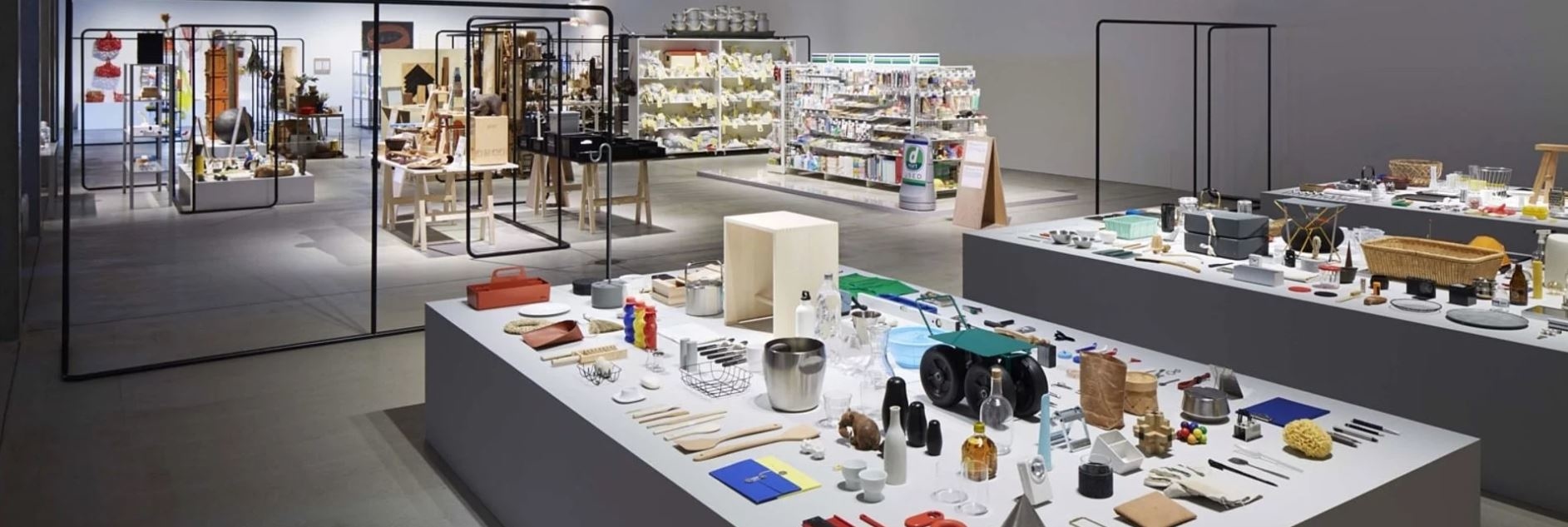 好事國際的 ZAKKA ざっかてん 可看見各式各樣充滿趣味的創意和發明， 小小的驚奇物品竟然也能讓生活隨時充滿著便利性與設計性