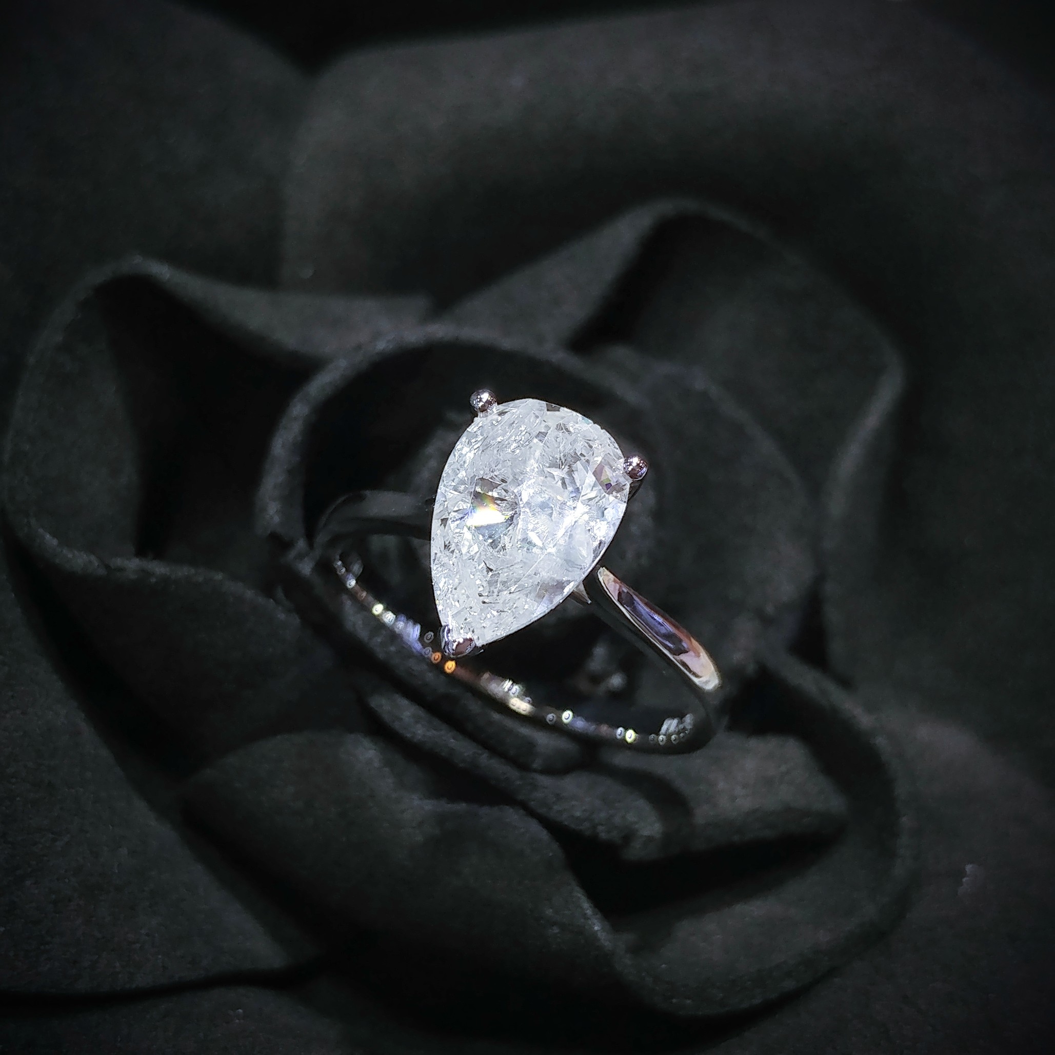 全新18K白金 【單粒1卡86份梨形鑽石】戒指