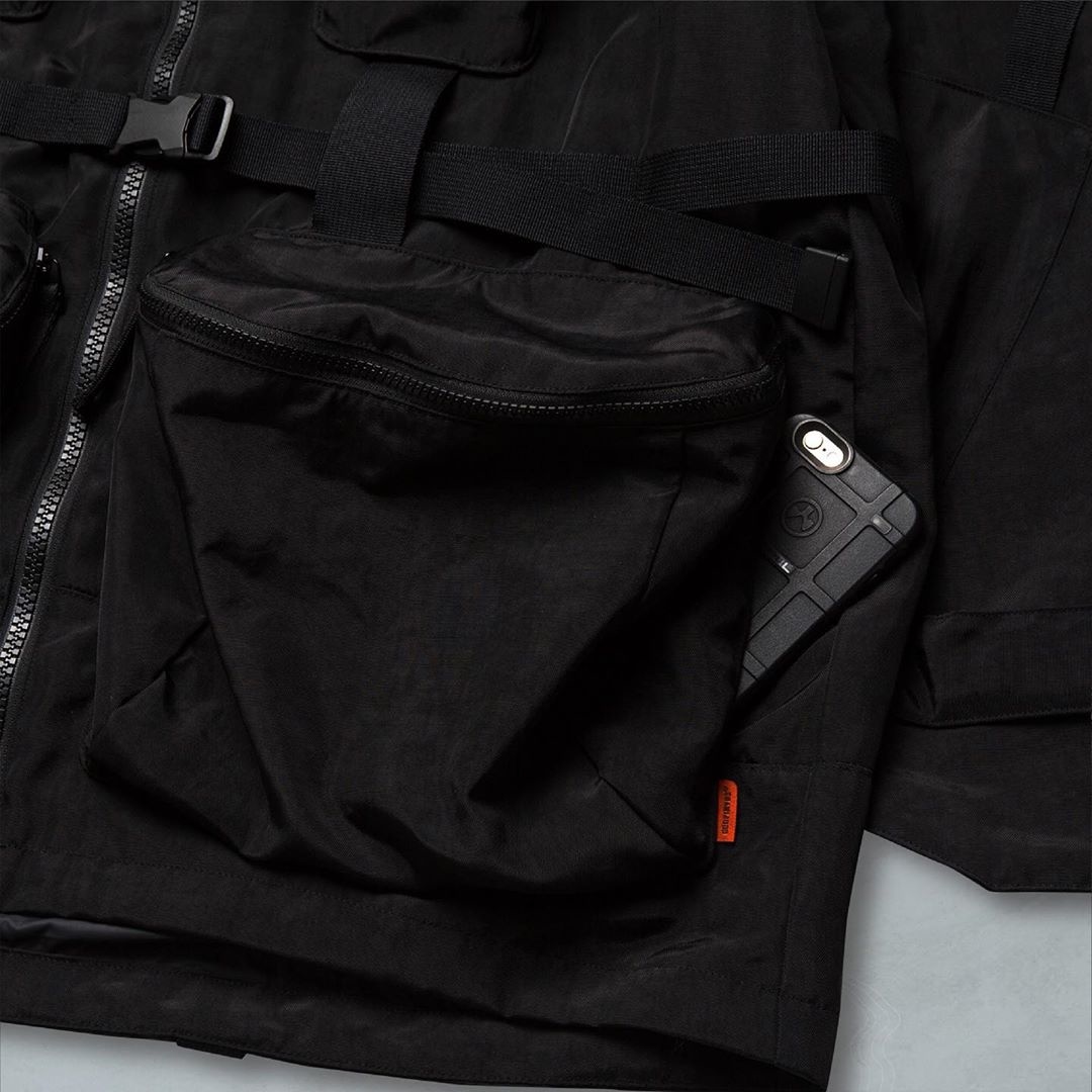 GOOPiMADE x WISDOM TT-03 Time Traveler 3D-Parka - Deser