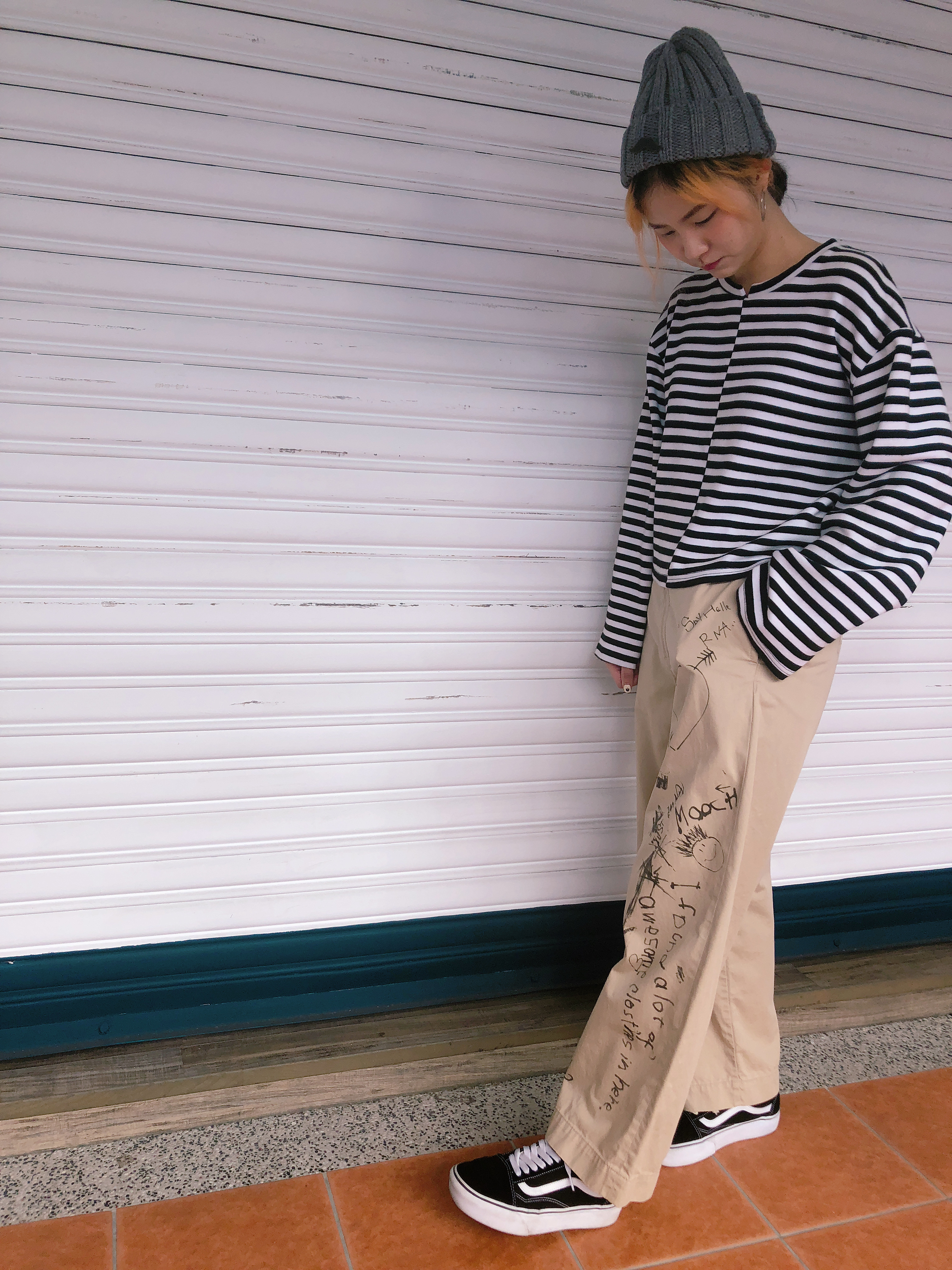 不對稱條紋長袖上衣