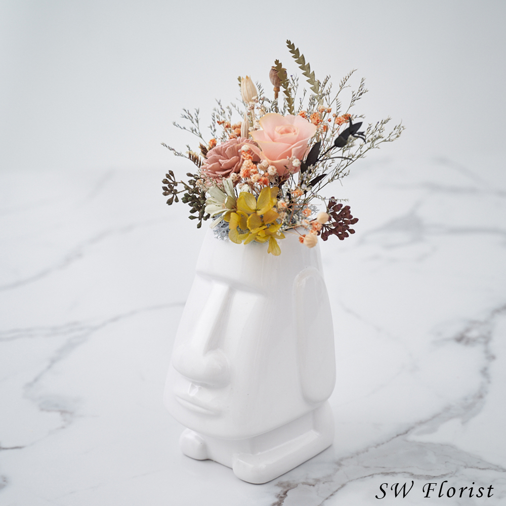 ｜乾燥花桌花 桌花設計 不凋花 裸粉田園風 摩艾造型(白色) 中型桌花｜