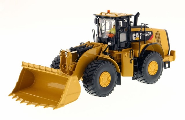 1:50 CAT 982M Wheel Loader