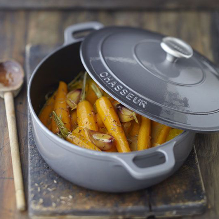 (絕版福利品)CHASSEUR SUBLIME系列鑄鐵圓鍋-雲霧灰 (黑琺瑯)