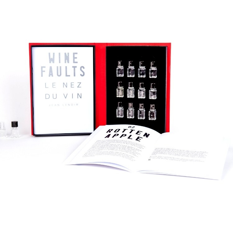LE NEZ DU VIN 12壞氣酒鼻子大師 l 英文版