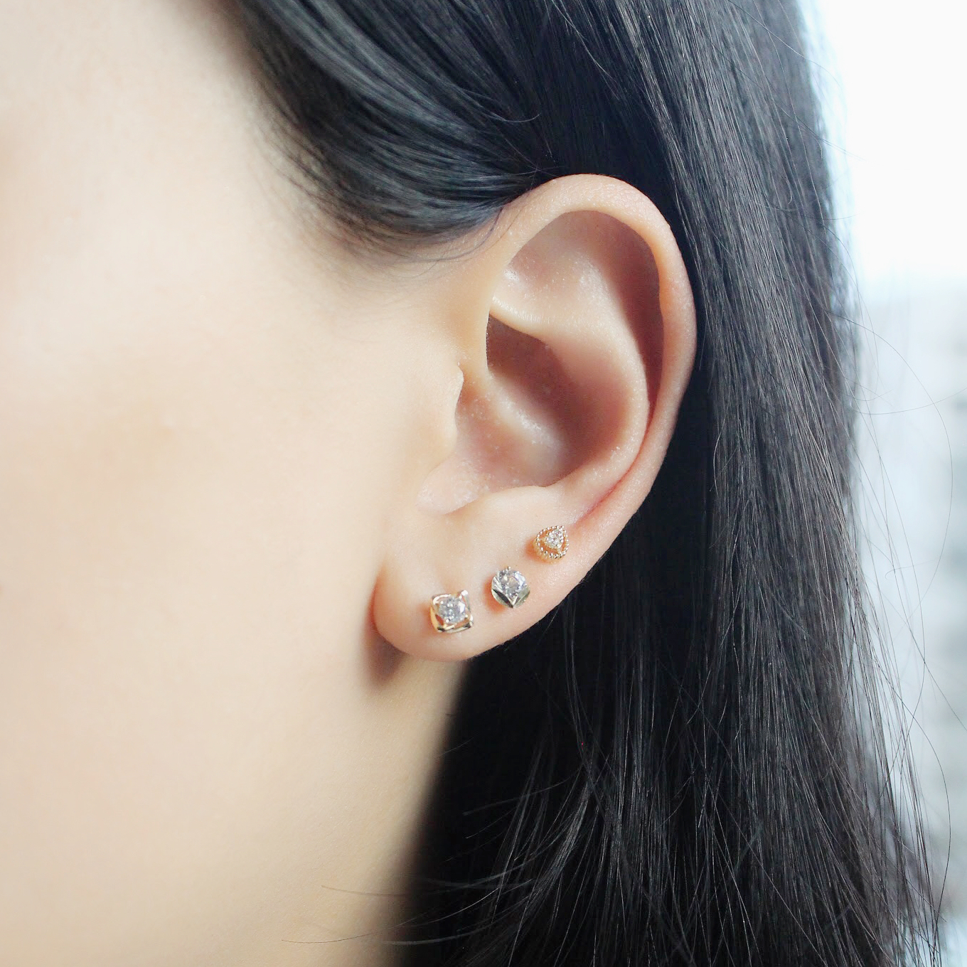 10K/方形花邊單顆寶石耳飾