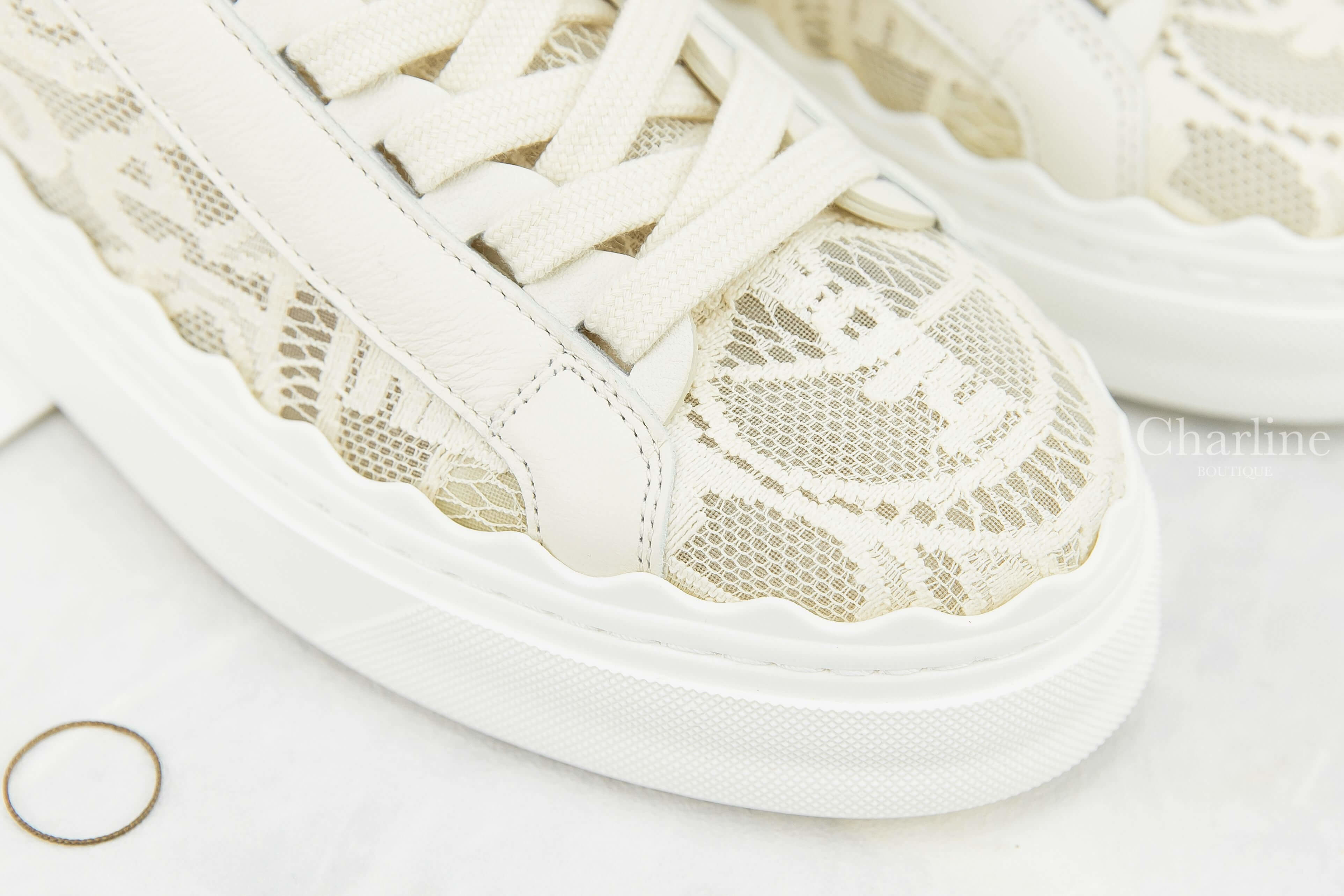 Chloe Lauren Sneaker 米色小牛皮波浪邊飾蕾絲 Logo 運動鞋