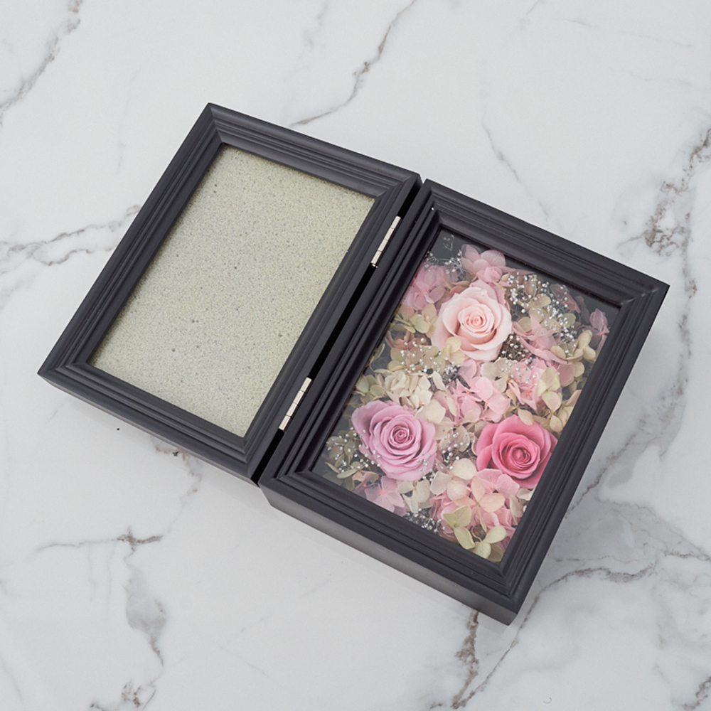 ｜不凋花相框 夢幻秘境 甜甜蜜蜜 實木相框｜情人節禮物 生日禮物｜