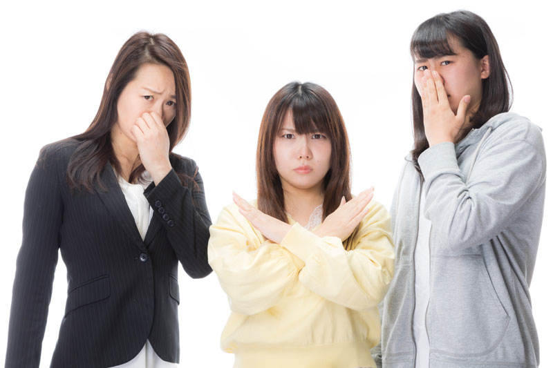 不知道為什麼上班時襯衫總有臭味產生