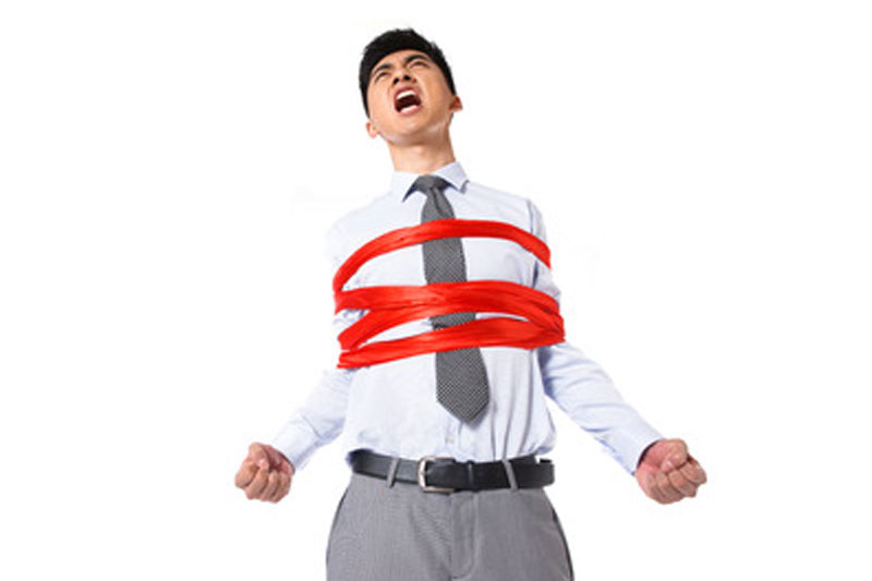 上班所穿著的西裝襯衫總感覺被束縛住