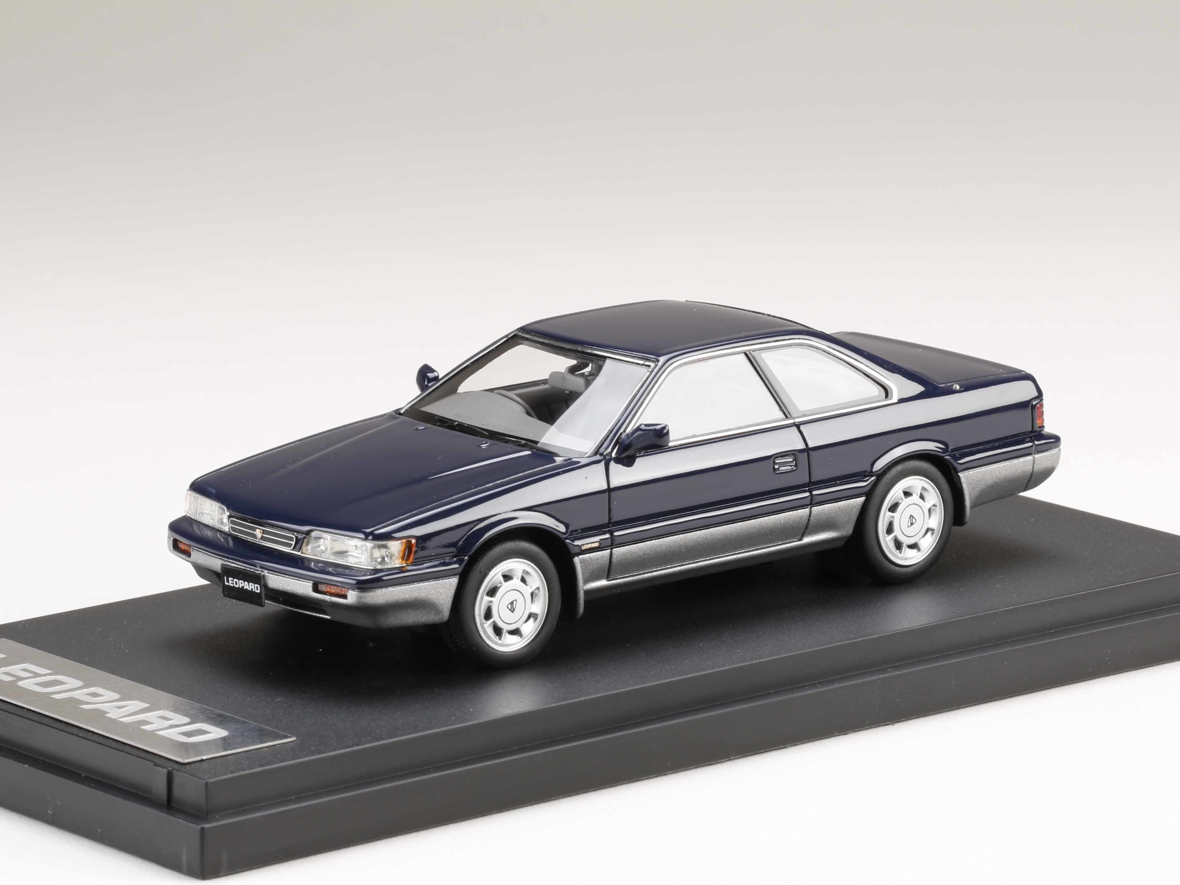 1/43 MARK43 PM4373BL Nissan Lepard Altima V30 Twin Cam Turbo (1988) Dark Blue Two Tune (PM4373BL)