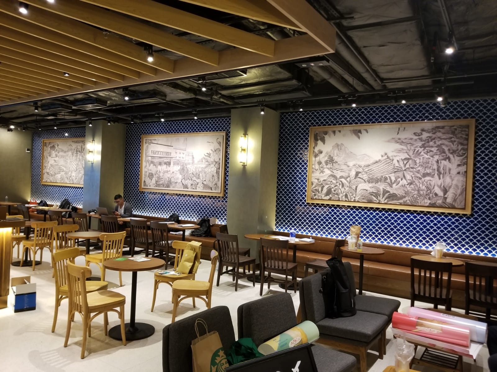 Starbucks macau airport,glazed ceramic tile,fish scale shaped tile,fan-shaped tile,topworlds