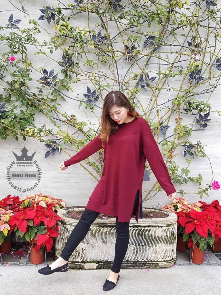 棗紅色針織上衣