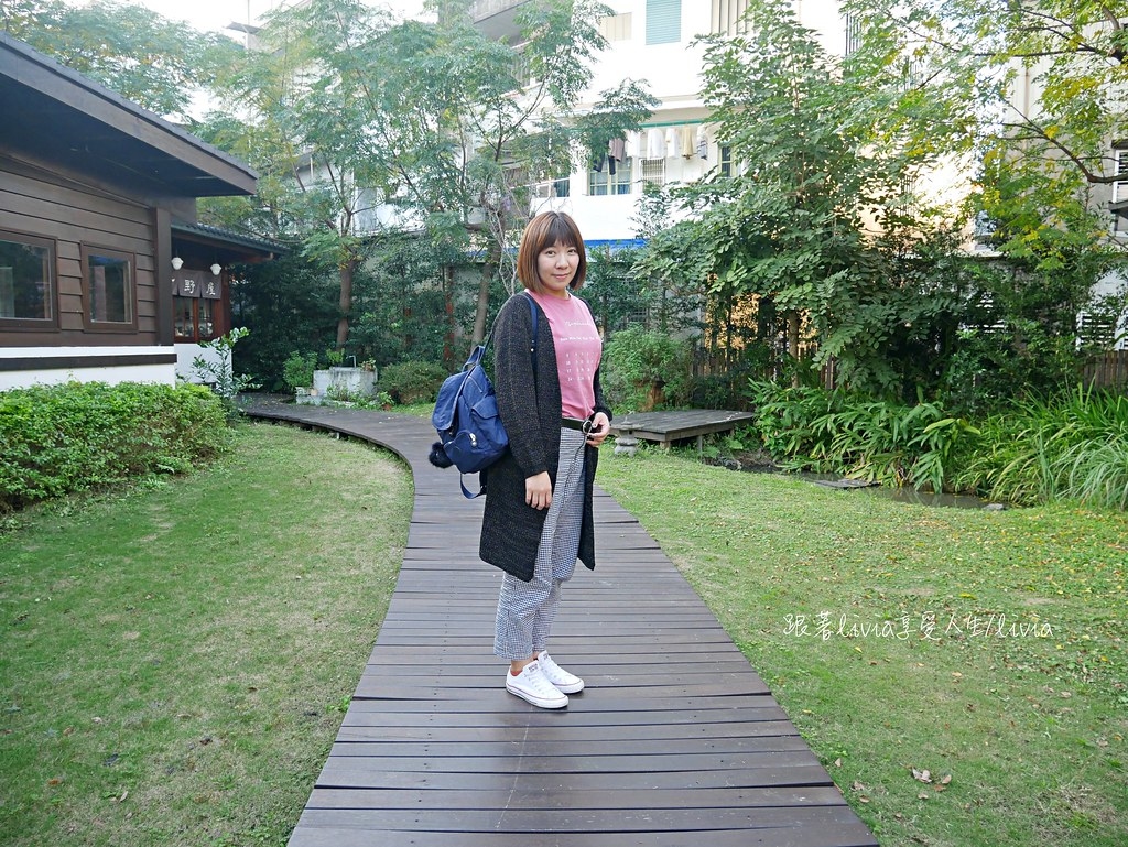 長版針織外套假日時光穿搭