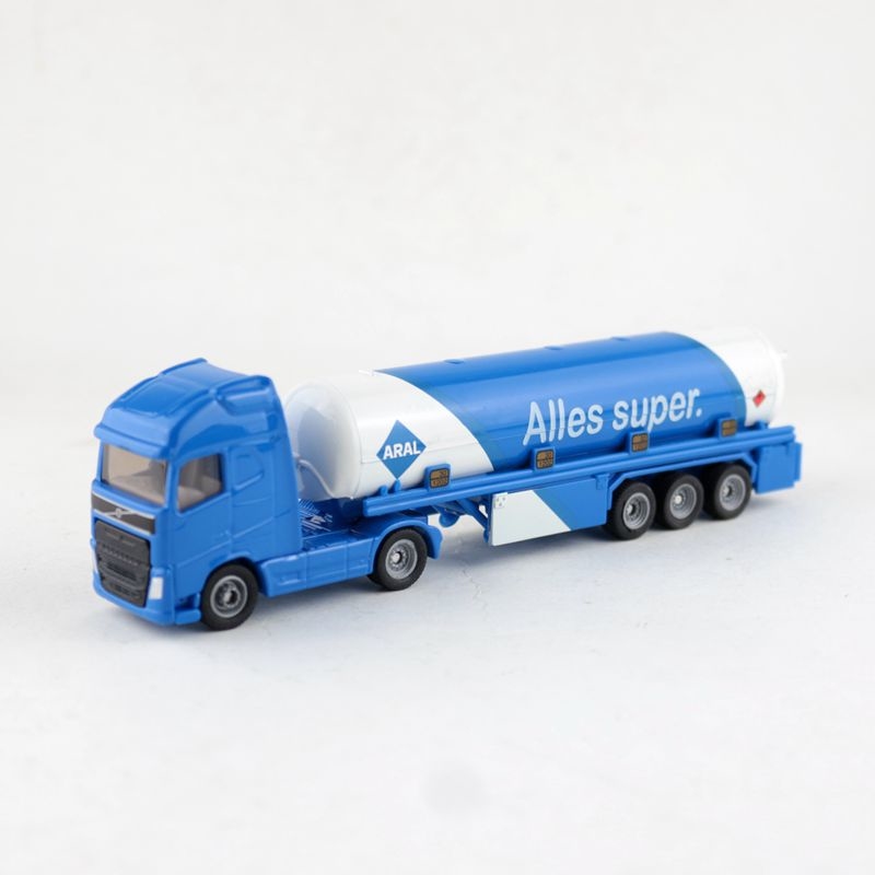 Siku 1626 Articulated Tank Lorry