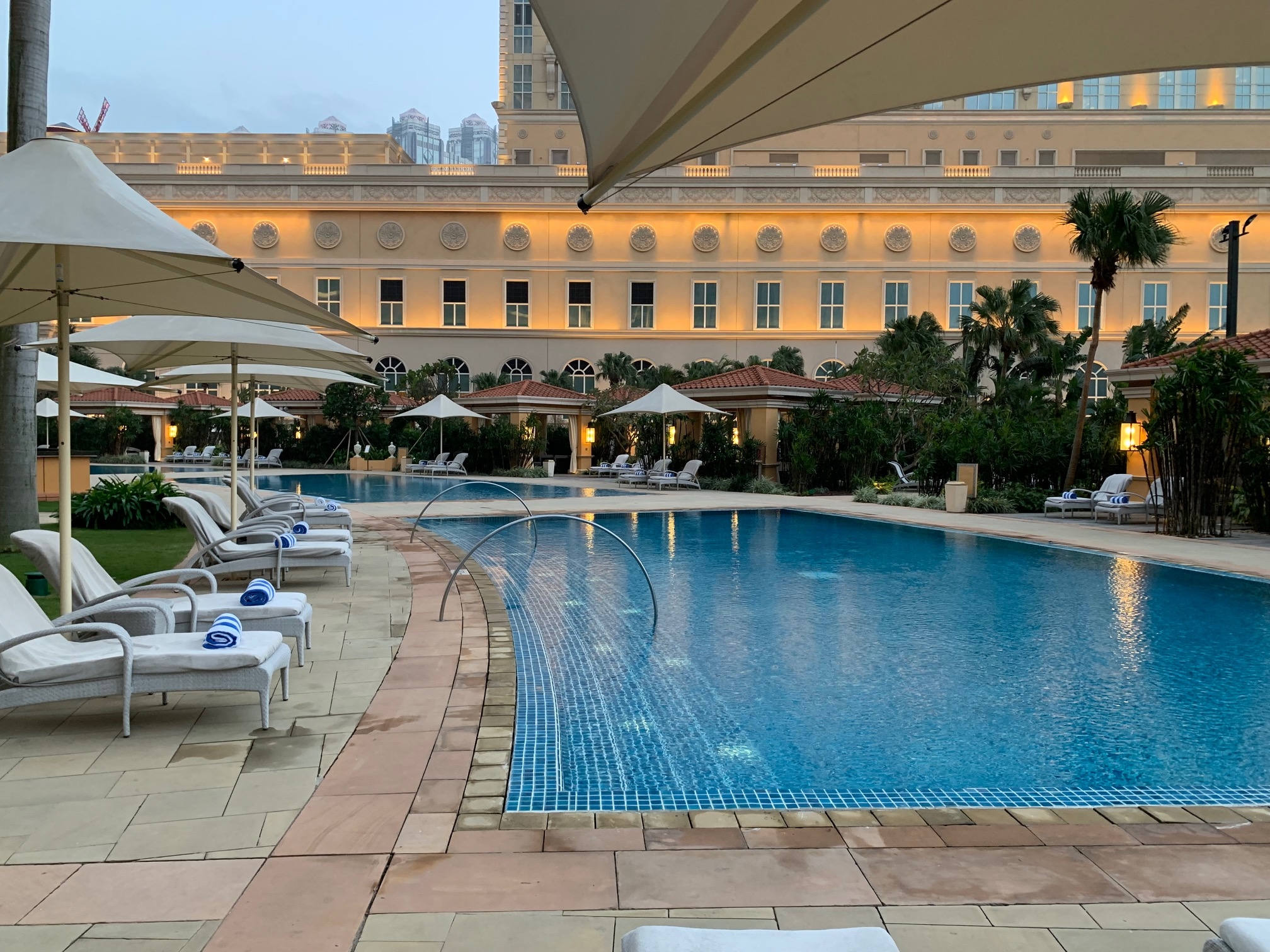 Four Seasons Macau swimming pool,thai tile,thai mosaic,tile 2by2,topworlds
