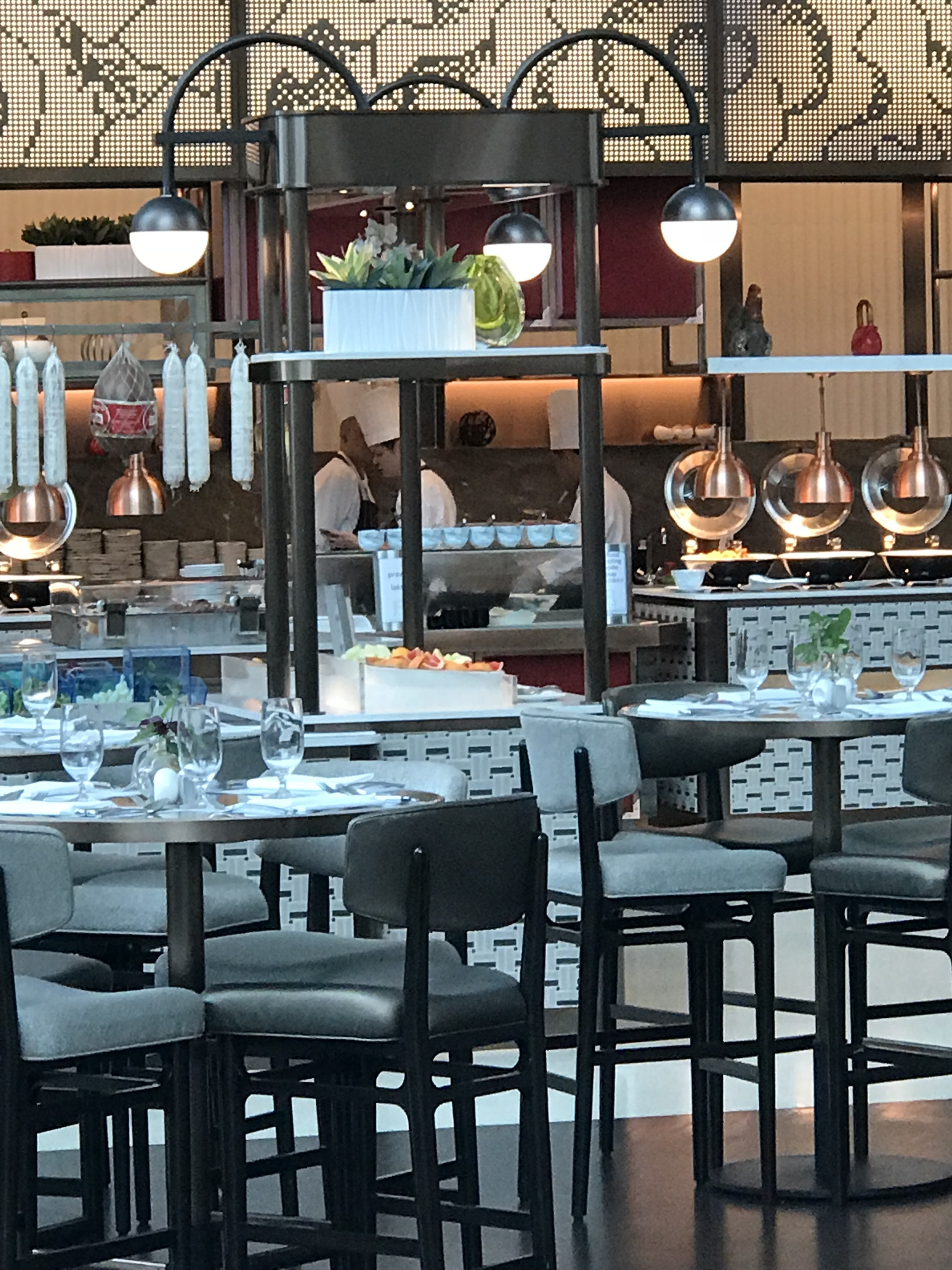 marina bay sands,thai ceramic tile,thai mosaic tile,thai handmade tile,thai tile sd bars,topworlds