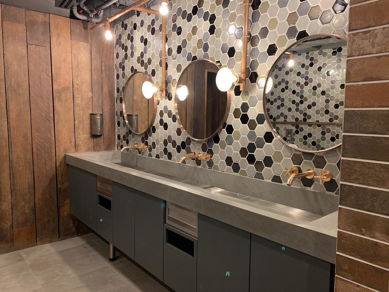 The American Club SIngapore,thai ceramic tile,thai tile,thai handmade tile,thai honeybee tile,topworlds