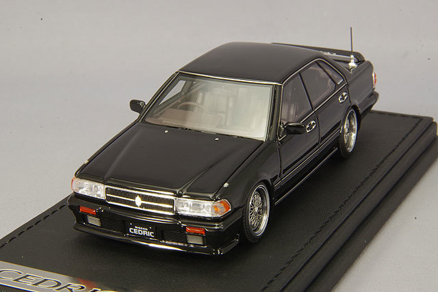 1/43 IG Nissan Cedric (Y31) Gran Turismo SV Black (IG1249)