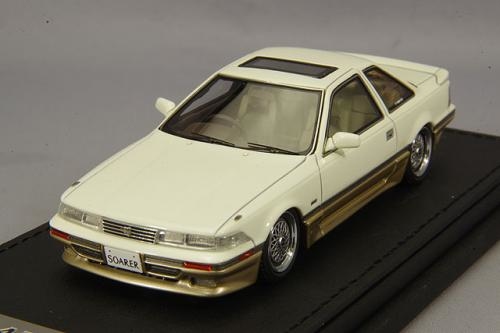 1/43 IG Toyoya Soarer (Z20) 3.0GT-Limited White/ Silver (IG1316)