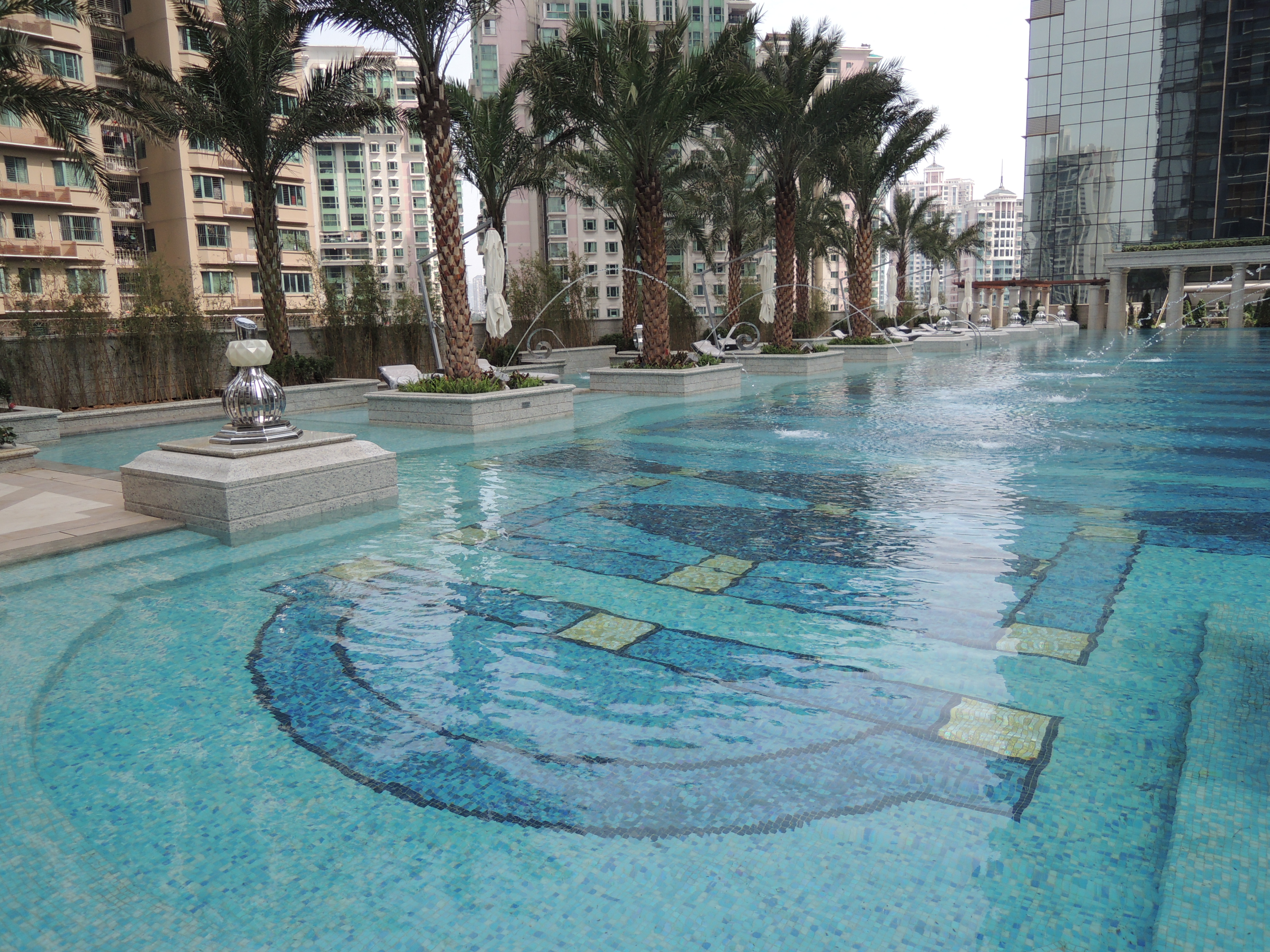 The Lamgham Shenzhen swimming pool,china glass mosaic tile,glass tile,mosaic tile,topworlds