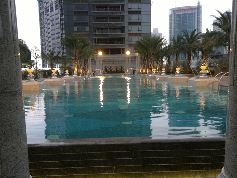 The Lamgham Shenzhen swimming pool,china glass mosaic tile,glass tile,mosaic tile,topworlds