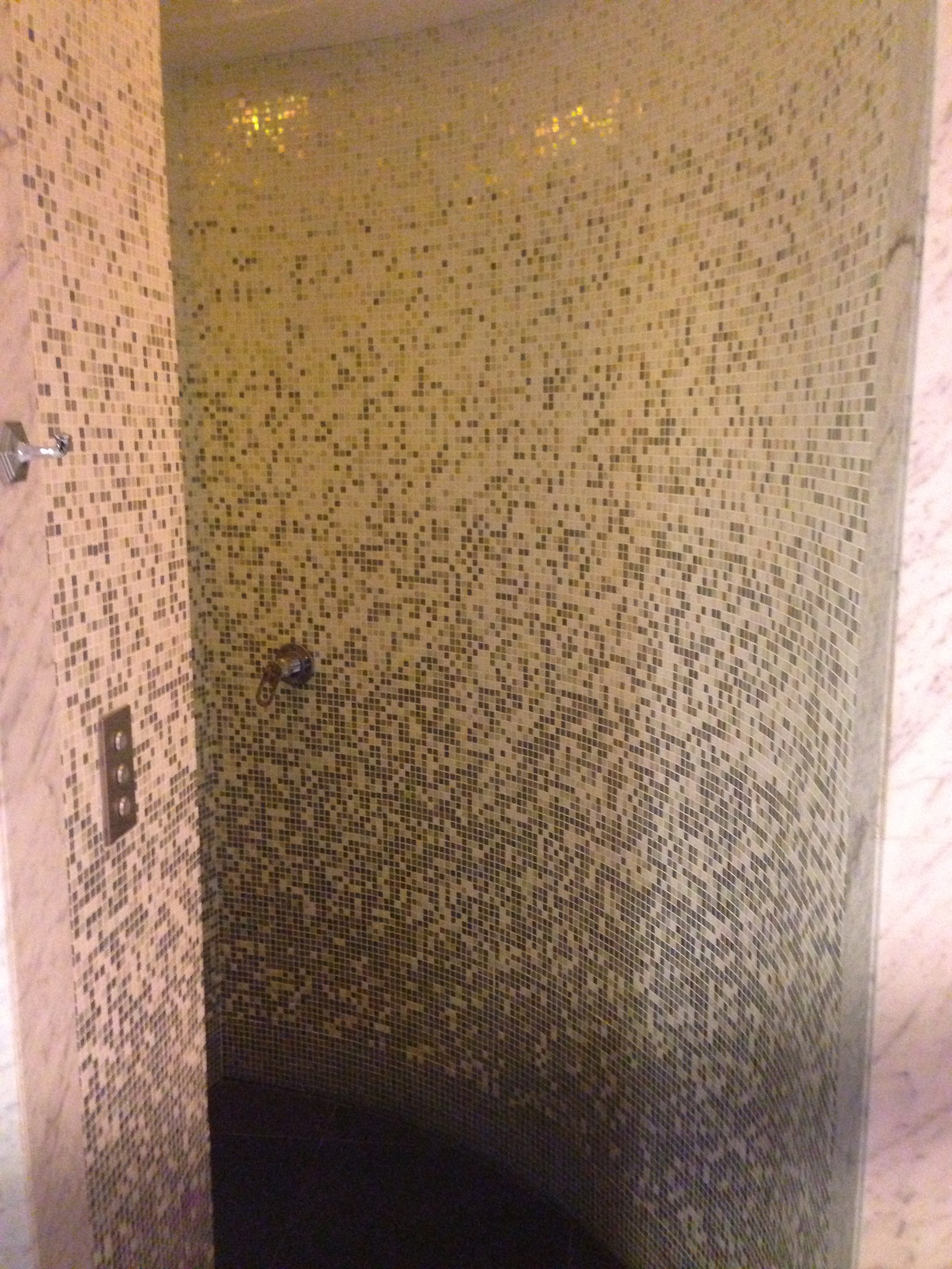 The Lamgham Shenzhen shower room,china glass mosaic tile,mosaic tile,topworlds