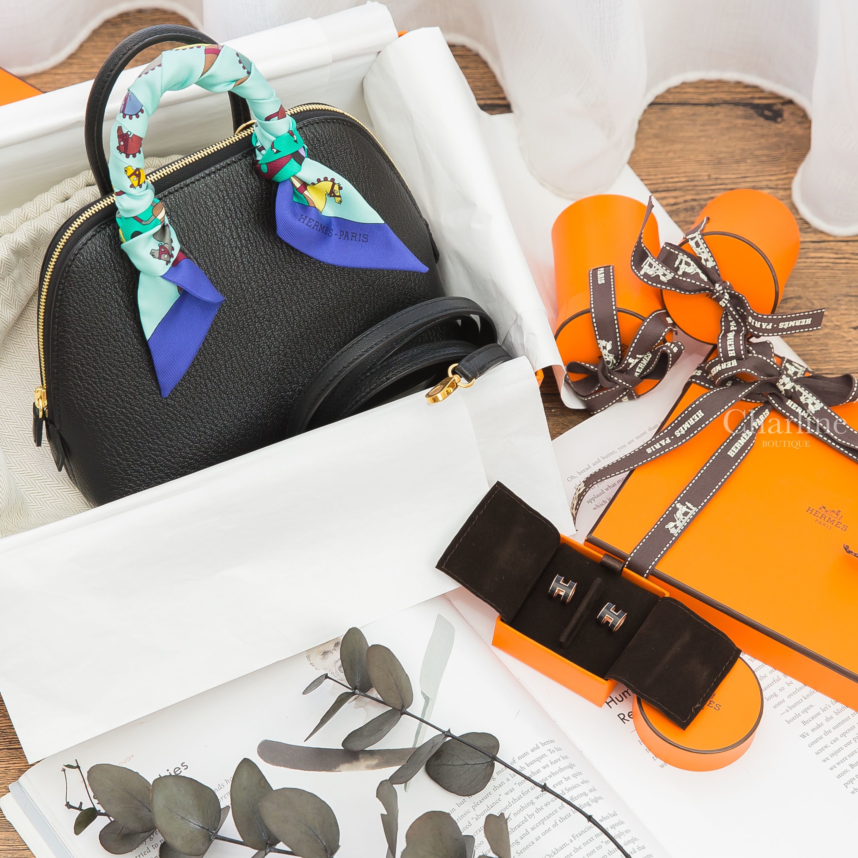 Hermès Bolide 89 Noir Chevre Mysore 黑色金釦,Hermes Pop H Earrings 黑色珐瑯鍍玫瑰金簍空橢圓耳環,Hermes 薄荷綠/波爾多/淡紫色絲巾-Charline Boutique 精品代購