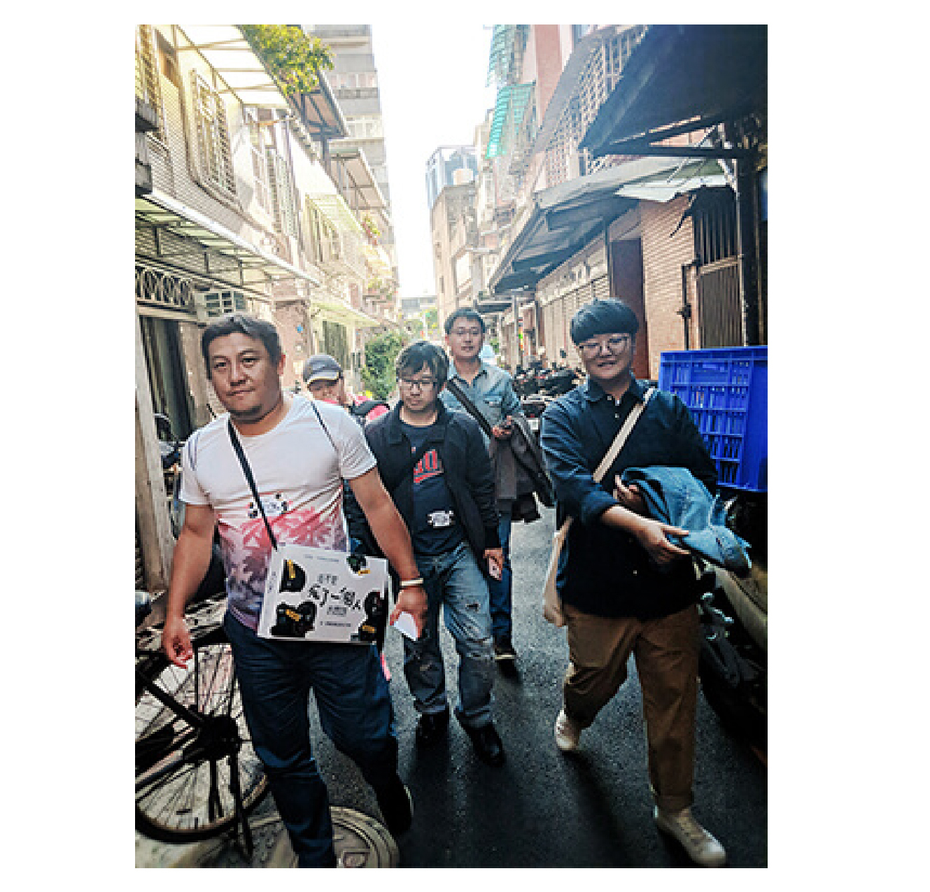 實境遊戲 《 這不是死了一個人的問題》 帶領玩家深入平常不會經過的街道巷弄，探索未知的遊戲世界