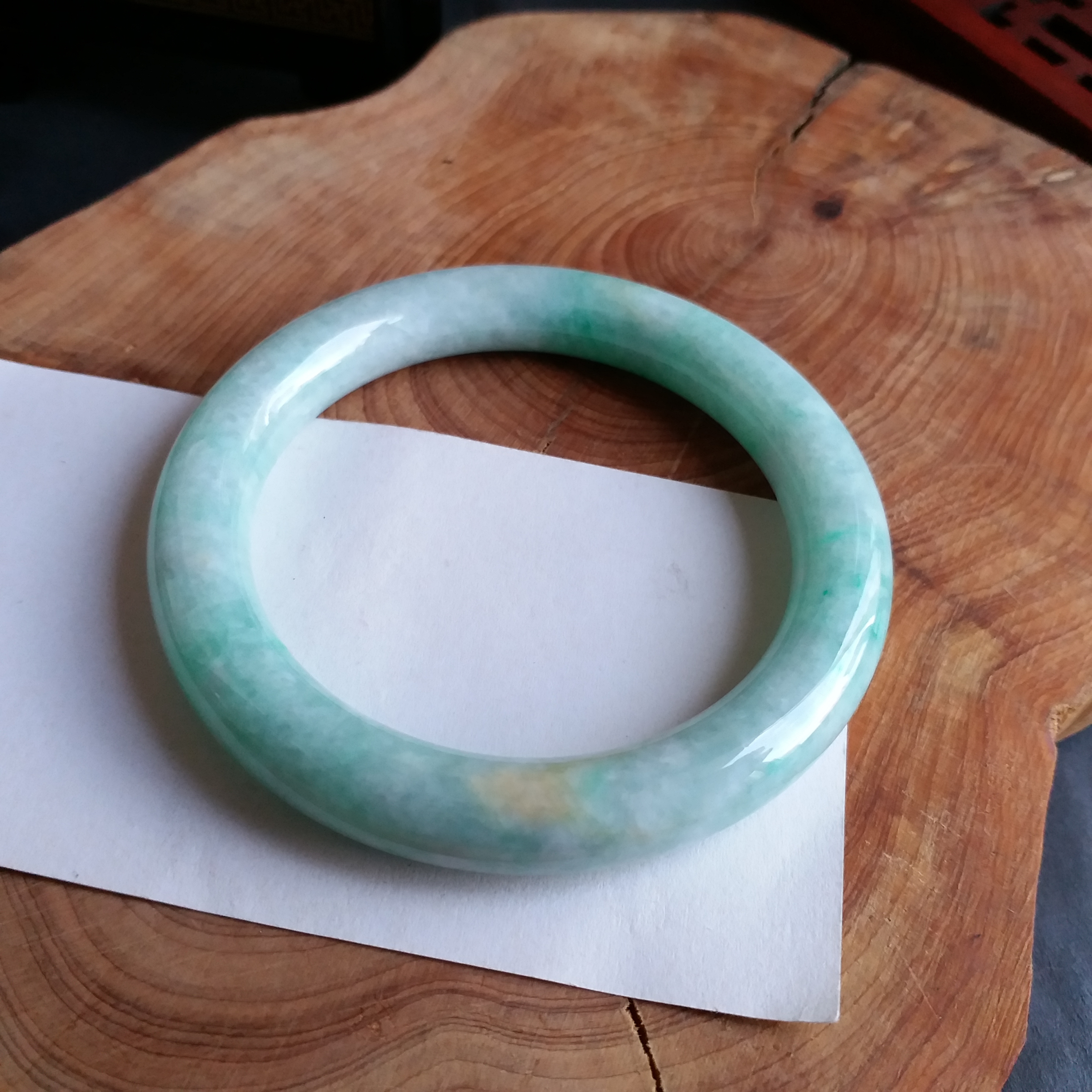 冰糯飄綠花圓條玉鐲 55.7mm, 天然翡翠A玉, 緬甸玉, Jade, Jadeite