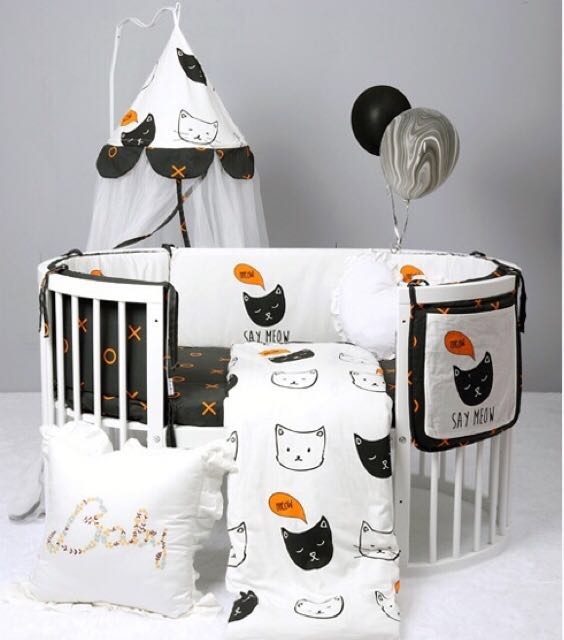 Round Black Cat Bumper