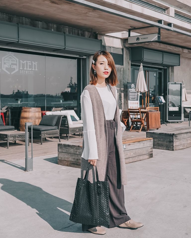 長版針織背心雙口袋設計