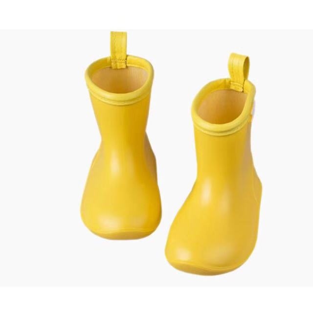 Yellow letter Rain Boots