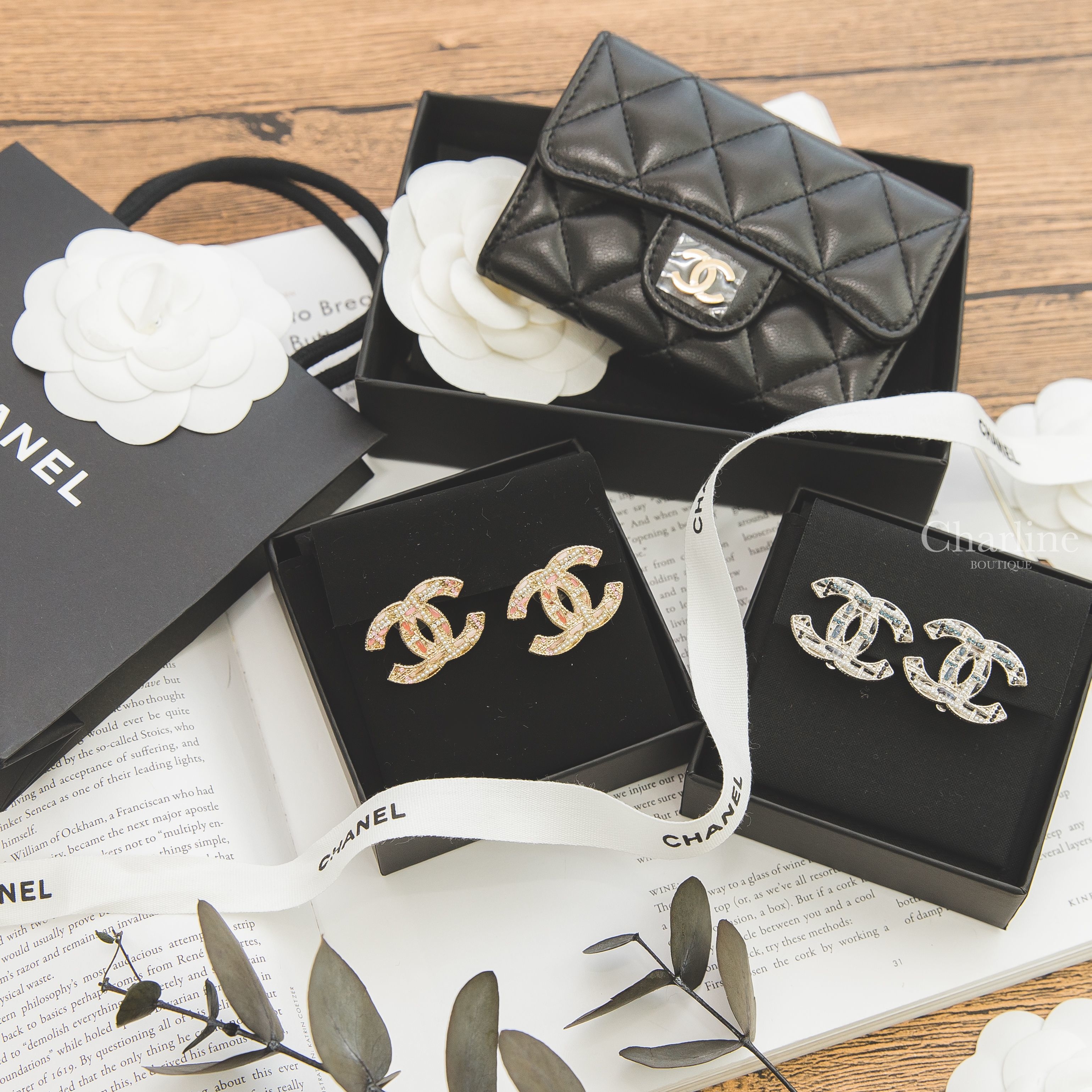 Chanel Classic Card Holder 黑色金CC菱格紋小羊皮零錢夾-Charline Boutique 精品代購