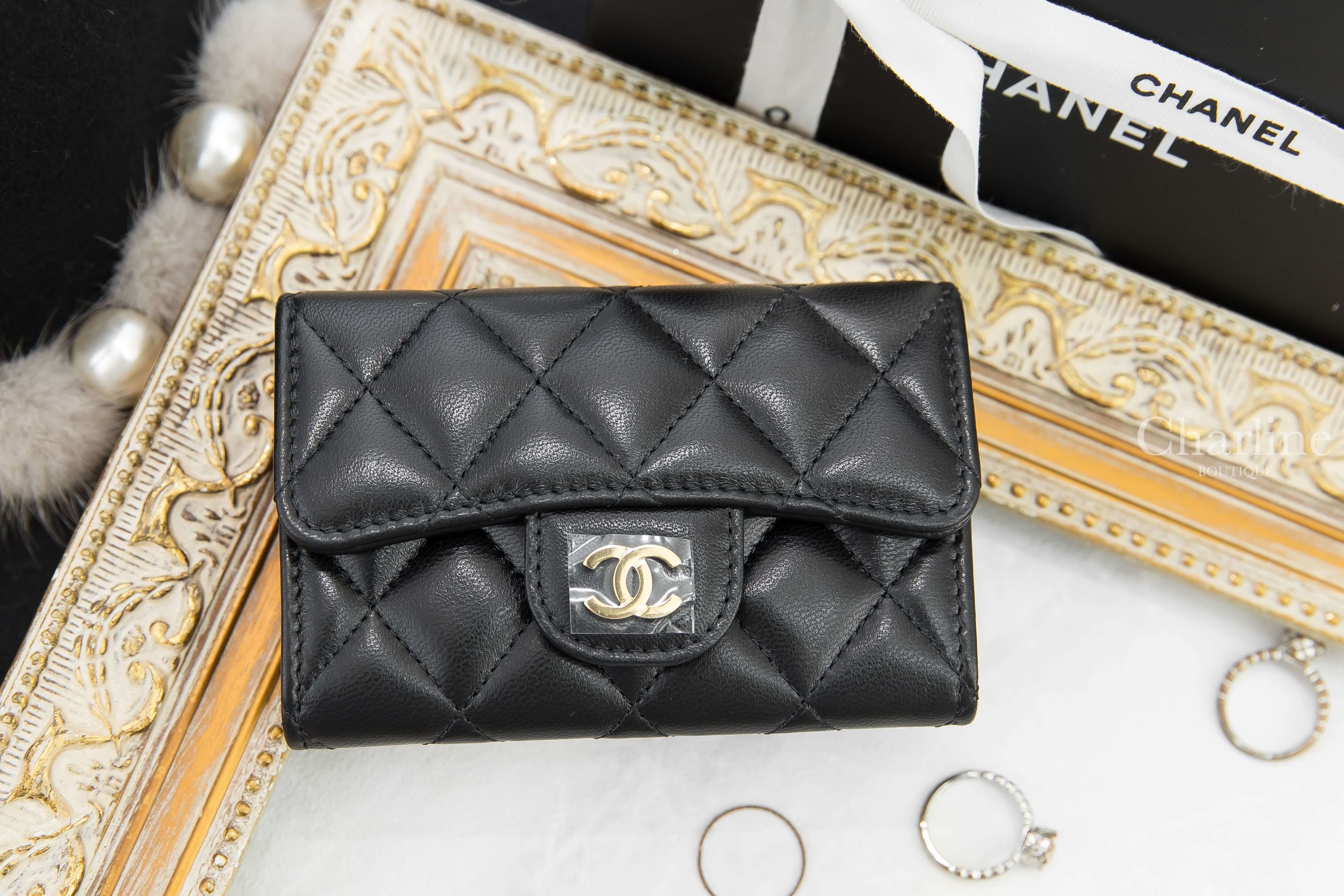 Chanel Classic Card Holder 黑色金CC菱格紋小羊皮零錢夾-Charline Boutique 精品代購
