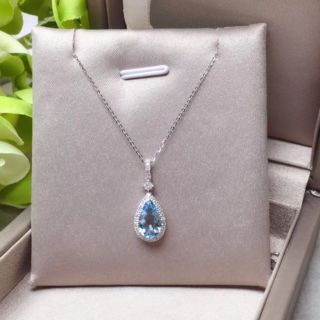 18K 白金海藍寶項鍊