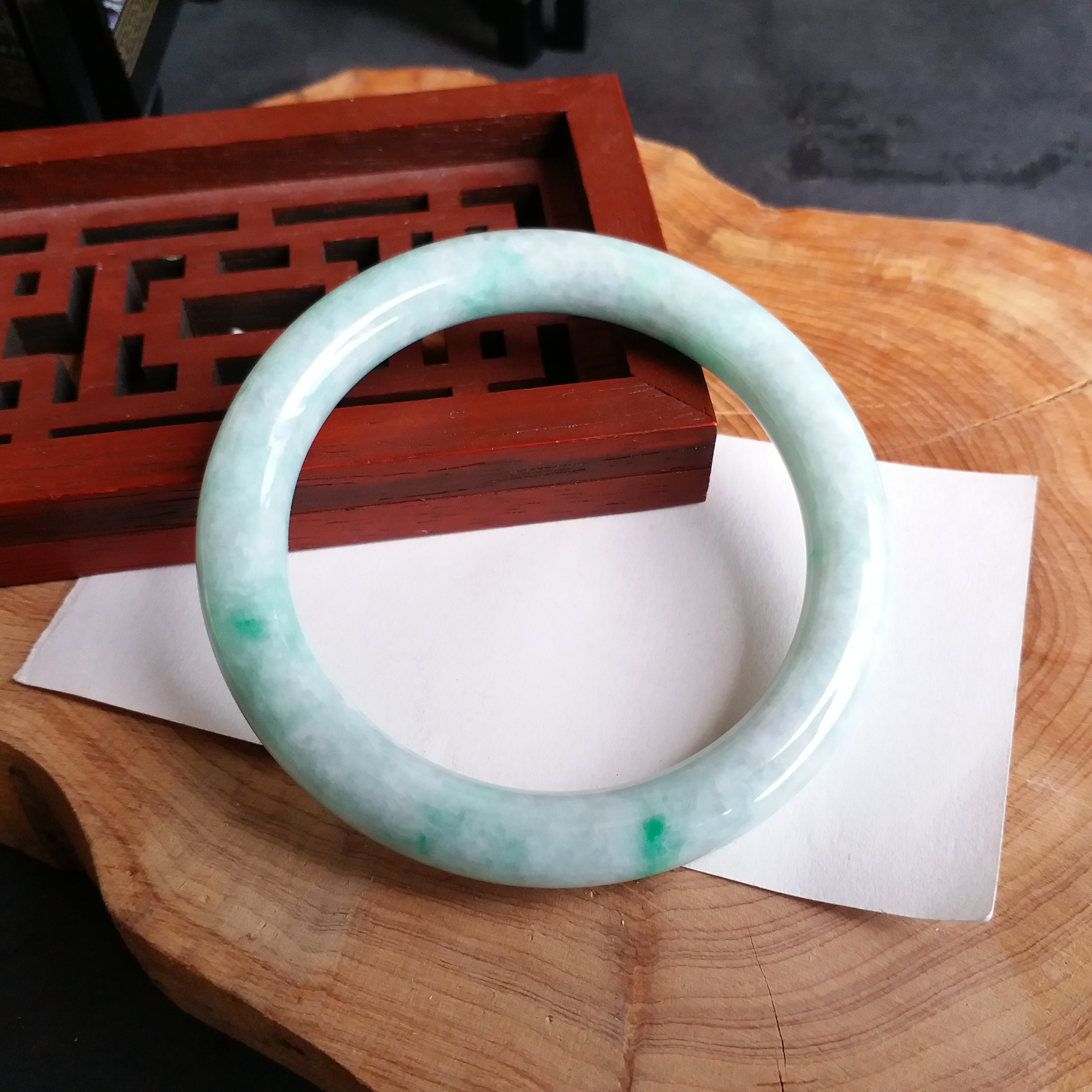 冰糯飄綠花圓條玉鐲 55mm, 天然翡翠A玉, 緬甸玉, Jade, Jadeite